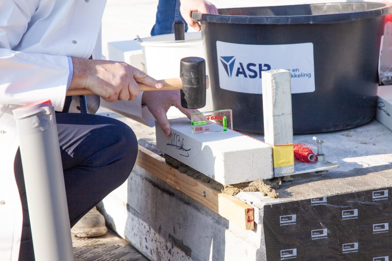 Eerste steenlegging IJsseldal Wesepe